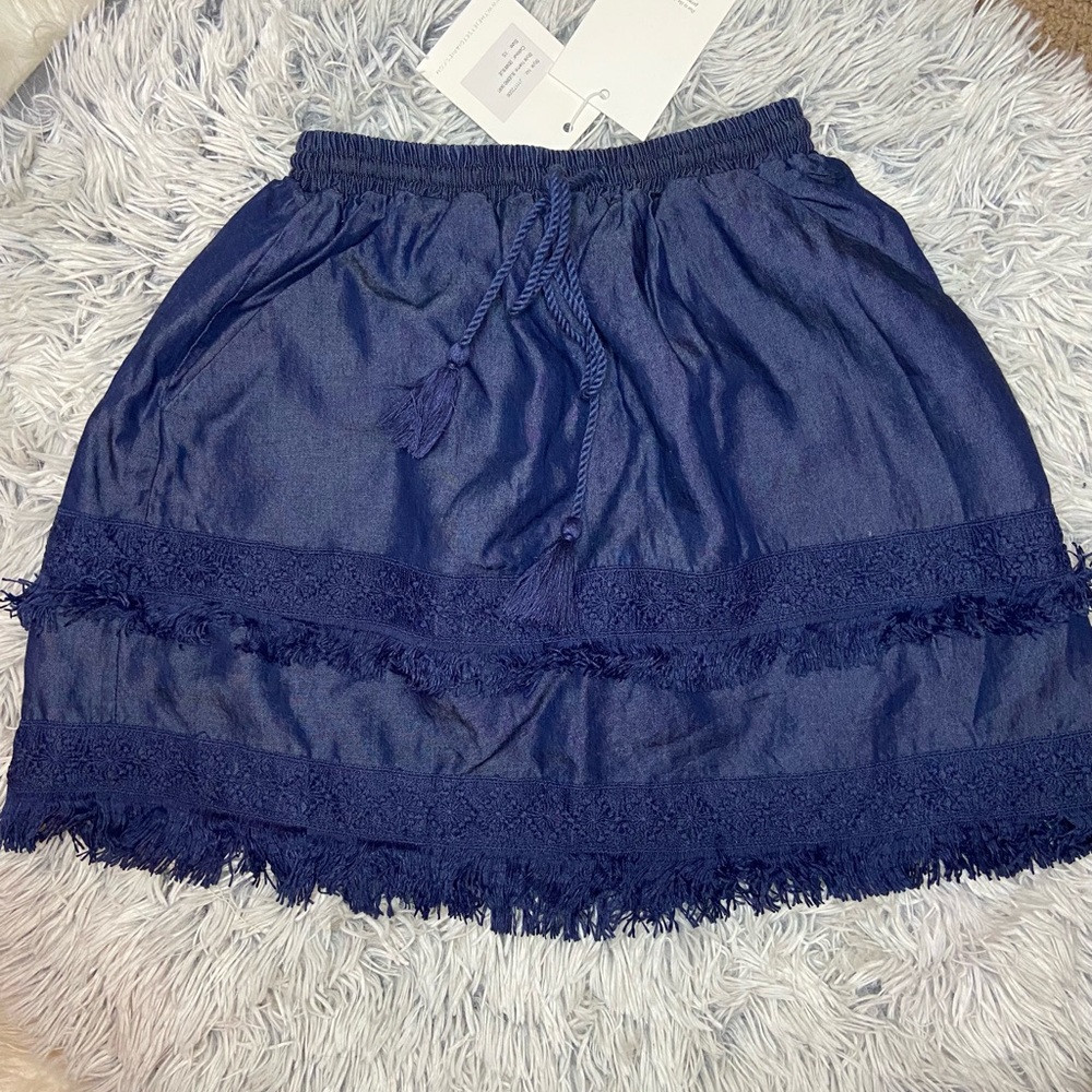 NWT TJD tiered skirt